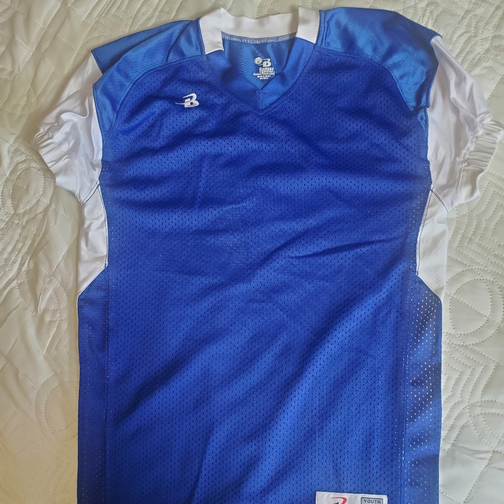 Badger sport youth M shirt for football practice